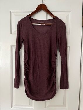 Beyond Yoga Maternity Ruched Side Long Sleeve Mauve Shirt, Small